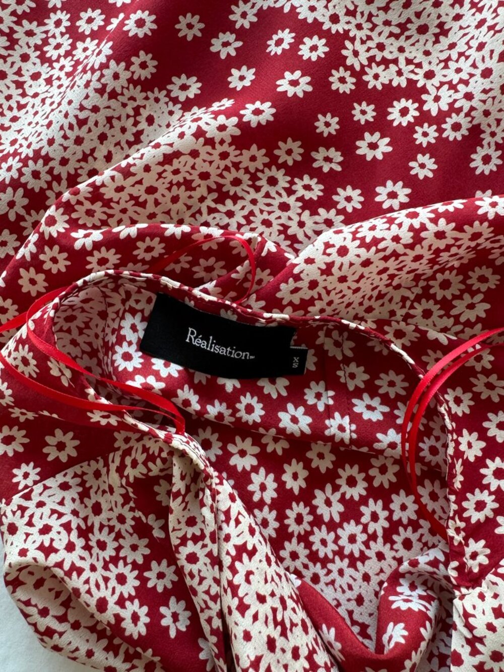 Realisation par the Sadie in Marguerite Rouge - Picture 2 of 3